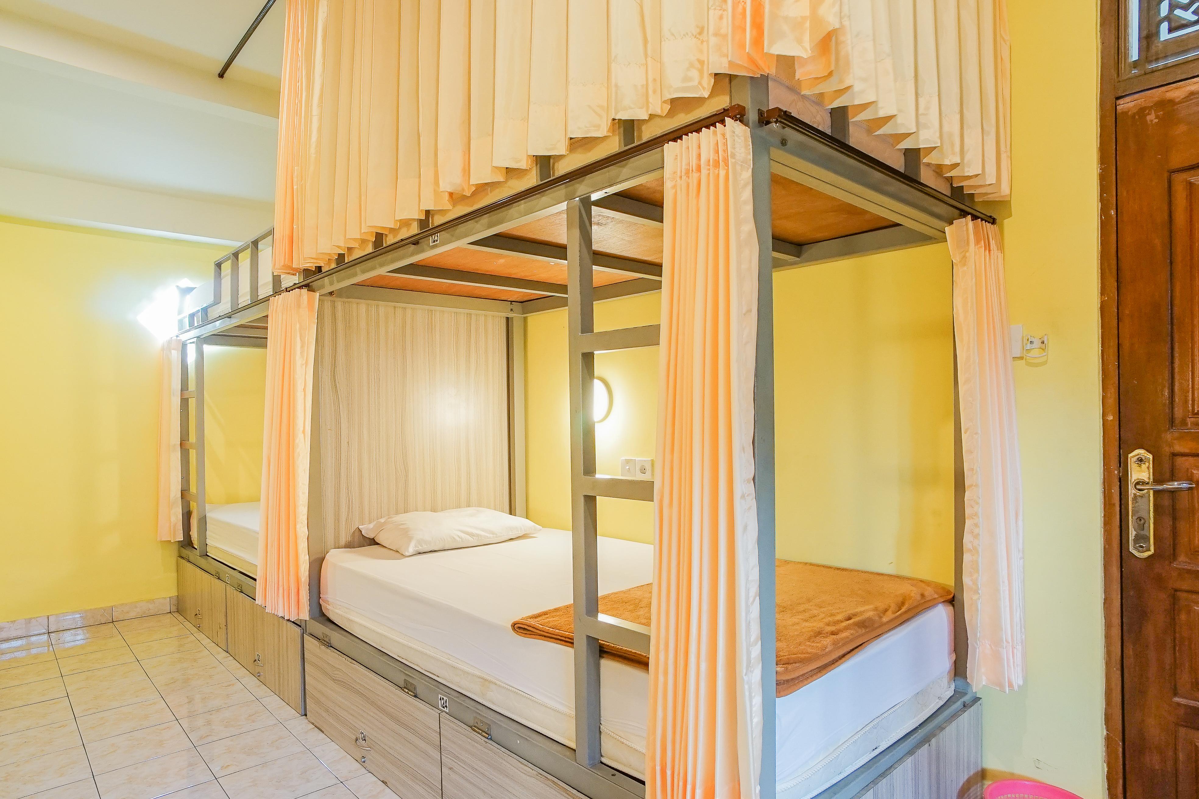 Kememai Hostel *
